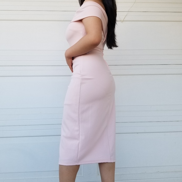 Primier Amour Pink Bodycon Off-shoulder Sleeves Dress w/slit - Picture 2 of 8